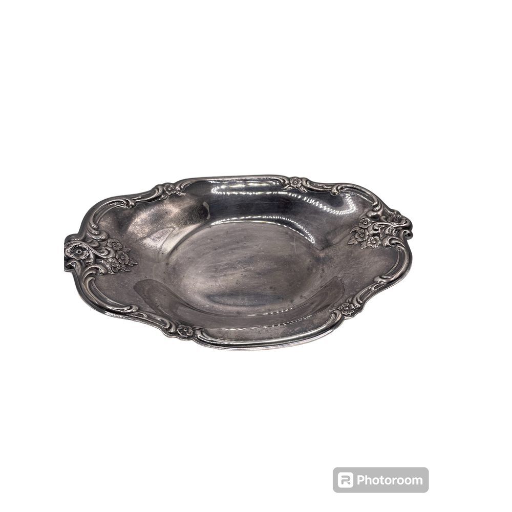Vintage International Silver Company 448 Silver Plated‎ Tray with Flowers